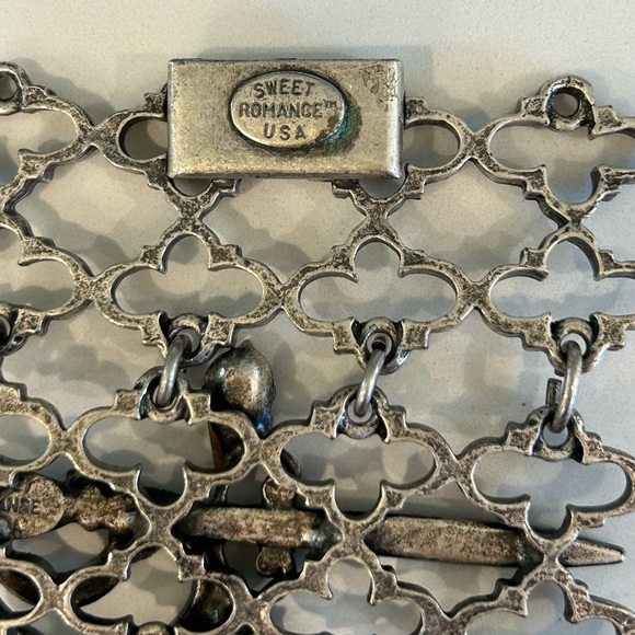 Filigree Metal & Black Crystal Cuff Bracelet - Picture 5 of 9